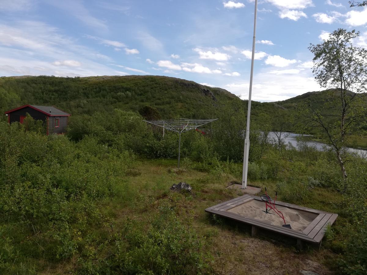 Karalaks Motel Lakselv Bagian luar foto